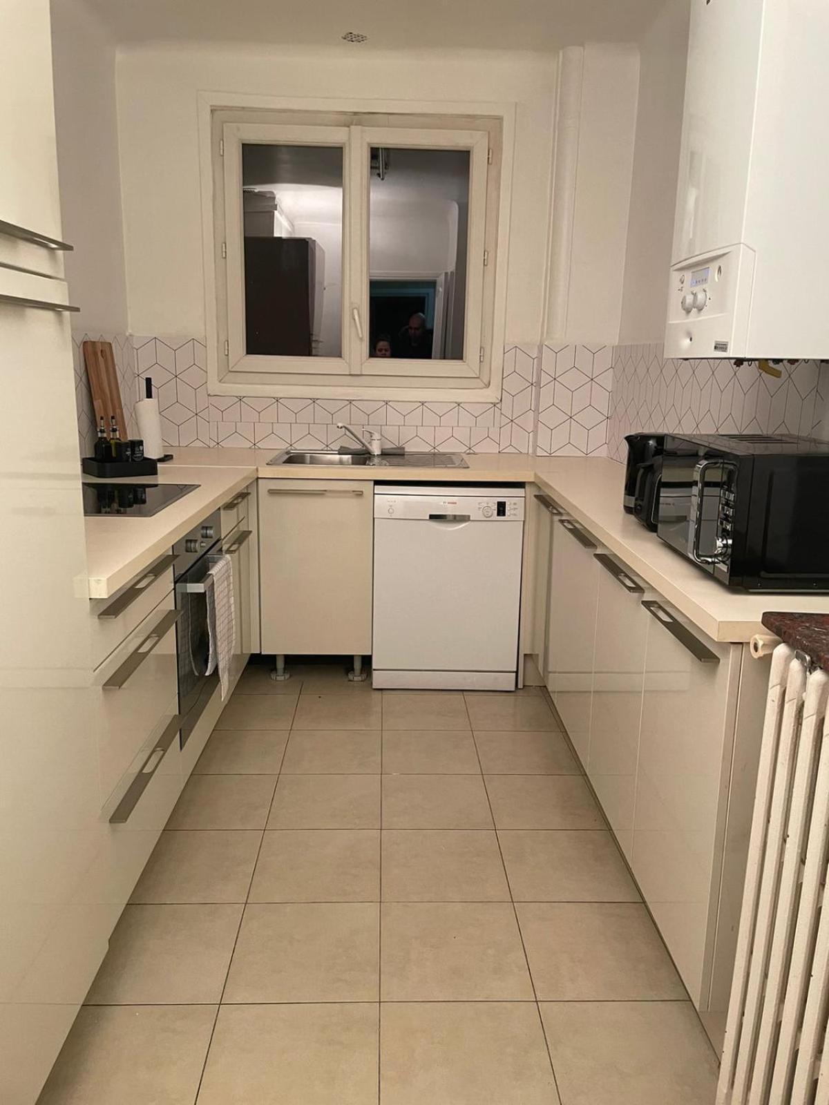 Magnifique Appartement Париж Екстериор снимка